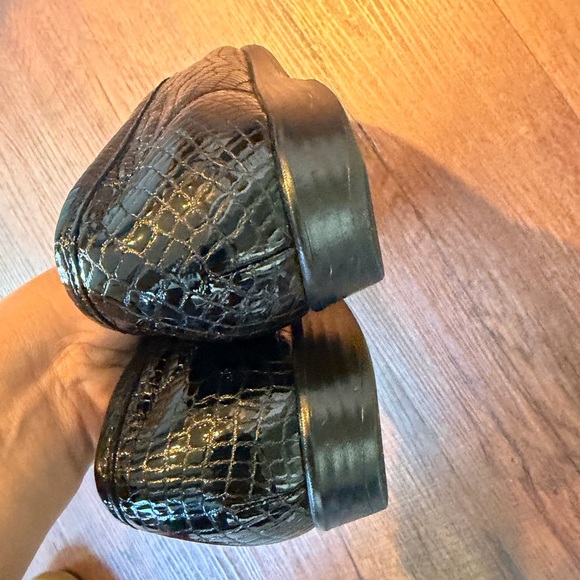 SAS Black Crocodile Loafers - Picture 8 of 9